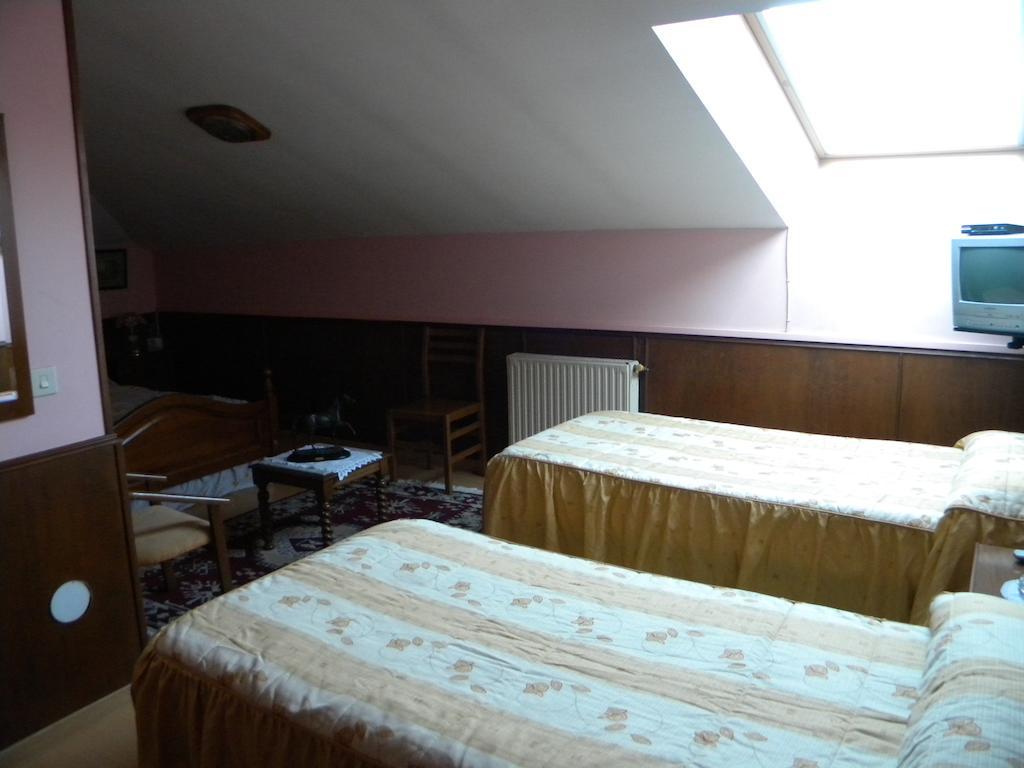Hotel Solymar Bricia Bilik gambar