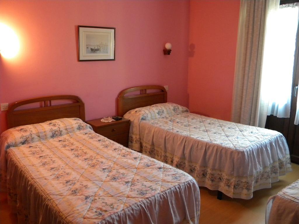 Hotel Solymar Bricia Bilik gambar
