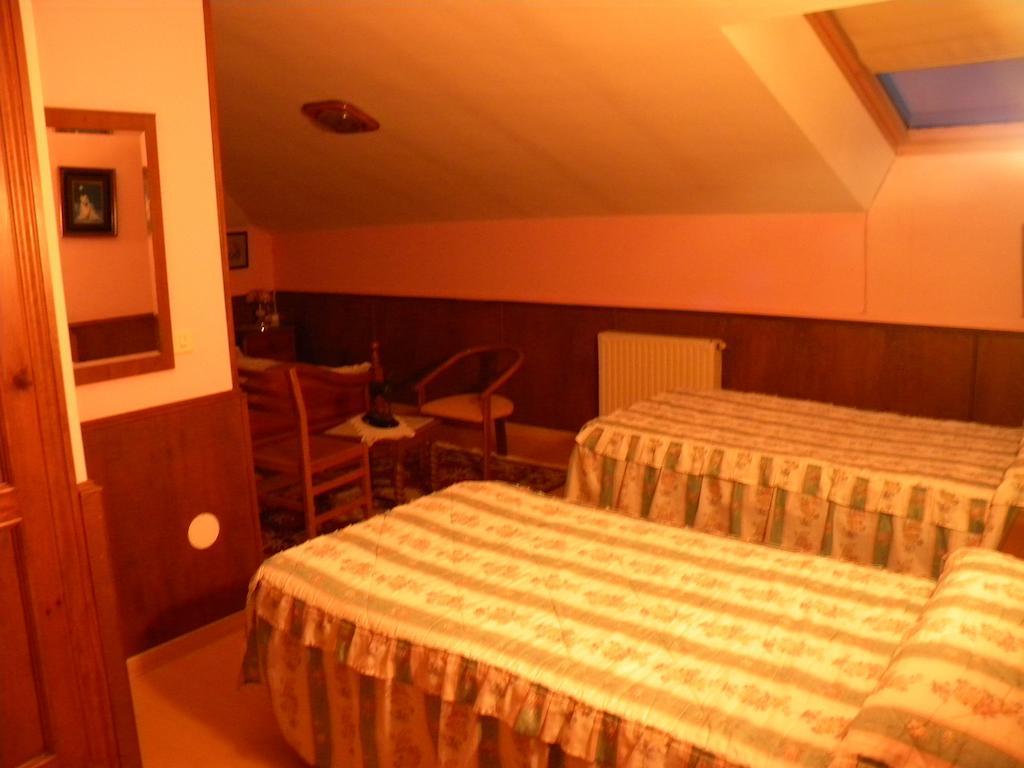 Hotel Solymar Bricia Bilik gambar